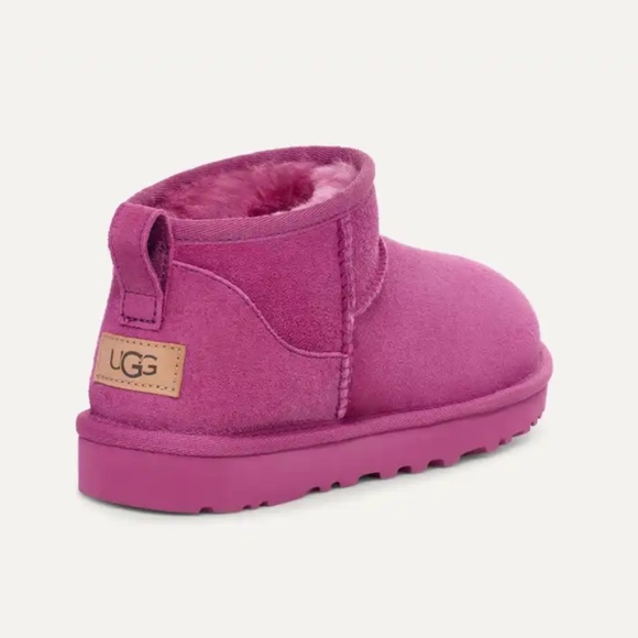 New UGG Classic Ultra mini Boots Pink color - Picture 2 of 4